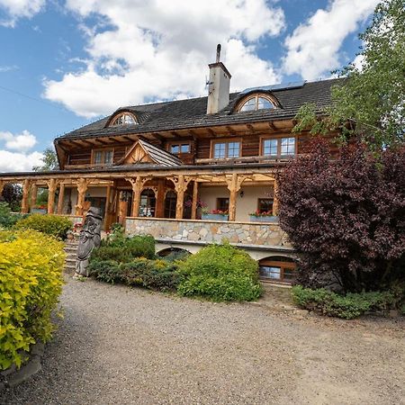 Gosciniec Debowa Gazdowka Bed & Breakfast Ustrzyki Dolne Exterior foto